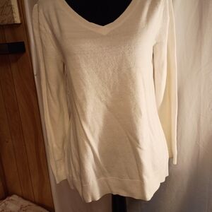 Elegant Cream V-Neck Sweater